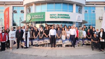 MASATLI: BANA ‘HATAY’IN VALİSİ’ DEĞİL,  ‘HATAYLI VALİ’ DİYORLAR