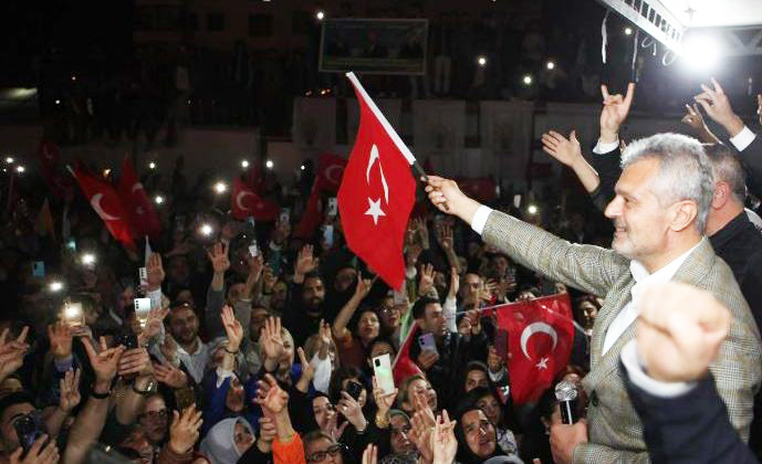 ÖNTÜRK İÇİN İMKANSIZ YOK, HİZMET VAR