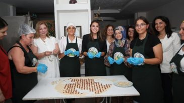 HATAYLI KADINLAR ÜRETİYOR, TOPLUM GÜÇLENİYOR