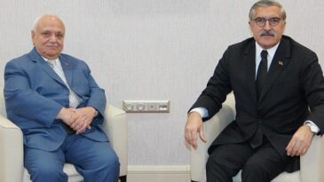 AK PARTİ GENEL MERKEZİ’NDE KÜLTÜR VE SANAT SÖYLEŞİSİ