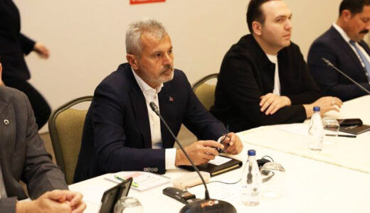 ÖNTÜRK: “KİMSEYİ YALNIZ BIRAKMAYIZ”