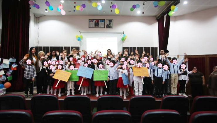 ÇOCUK HAKLARI GÜNÜNÜ DOYASIYA KUTLADILAR