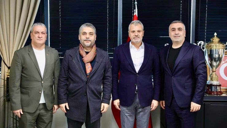 BAŞKAN ÖNTÜRK MHP HEYETİNİ KABUL ETTİ