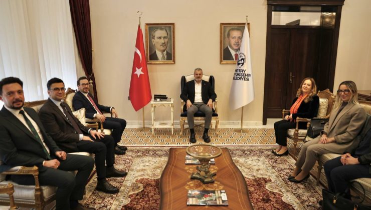 BAŞKAN ÖNTÜRK BÜYÜKELÇİ KADZADEJ’İ VE AA GENEL MÜDÜRÜ KARAGÖZ’Ü MAKAMINDA AĞIRLADI