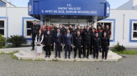 VALİ MASATLI AFAD PERSONELLERİNE RÜTBE TAKTI