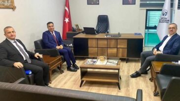 REKTÖR DURUEL’DEN GENEL SEKRETER GÜNGÖR’E ZİYARET
