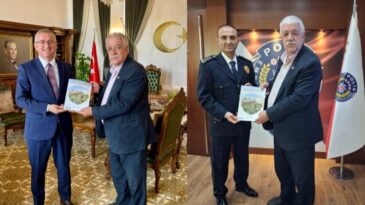 KAYMAKAM ÖNDER VE EMNİYET MÜDÜRÜ GÜNEŞ’E “HATAY HALK BİLİMİ” KİTABINI TAKDİM ETTİ