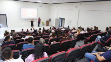 EVLENECEK GENÇLERE AİLE EĞİTİMİ VERİLDİ