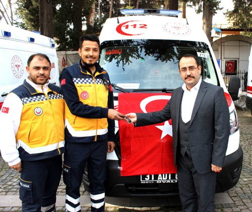 ACİL AMBULANS FİLOSU GENİŞLİYOR