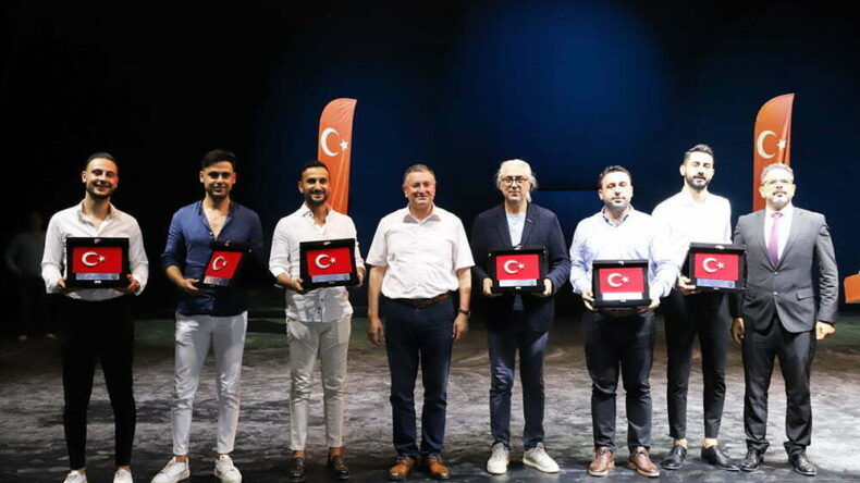 HBB’DEN 593 MUHTARA TEKNOLOJİK DESTEK