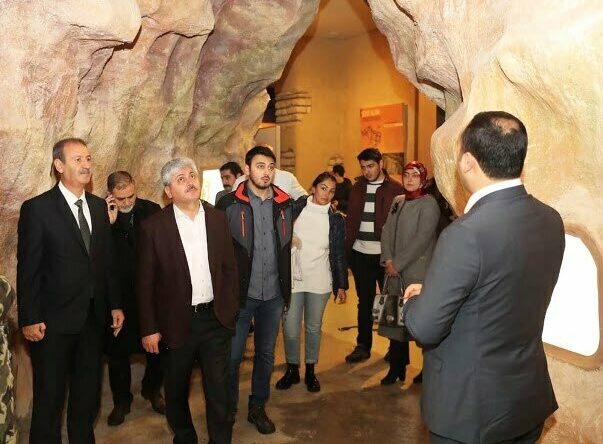 Vali Doğan Müzelerde İncelemelerde Bulundu