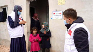 İdlib’te 100 umut evi ailelere teslim edildi