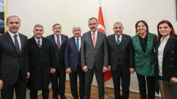 BAKAN KASAPOĞLU’NA ZİYARET
