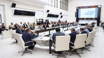 Bakan Özhaseki “Hatay’ı eski haline kavuşturmak bizim görevimiz”