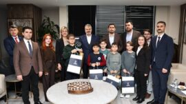 BAŞKAN ÖNTÜRK, ŞAMPİYONLARI AĞIRLADI