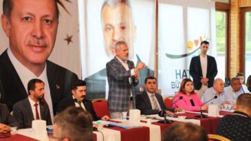 HATAY’I AYAĞA KALDIRMAK İÇİN GECE GÜNDÜZ ÇALIŞIYORUZ