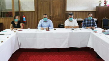 SAĞLIK YÖNETİCİLERİ TOPLANTISI DÜZENLENDİ