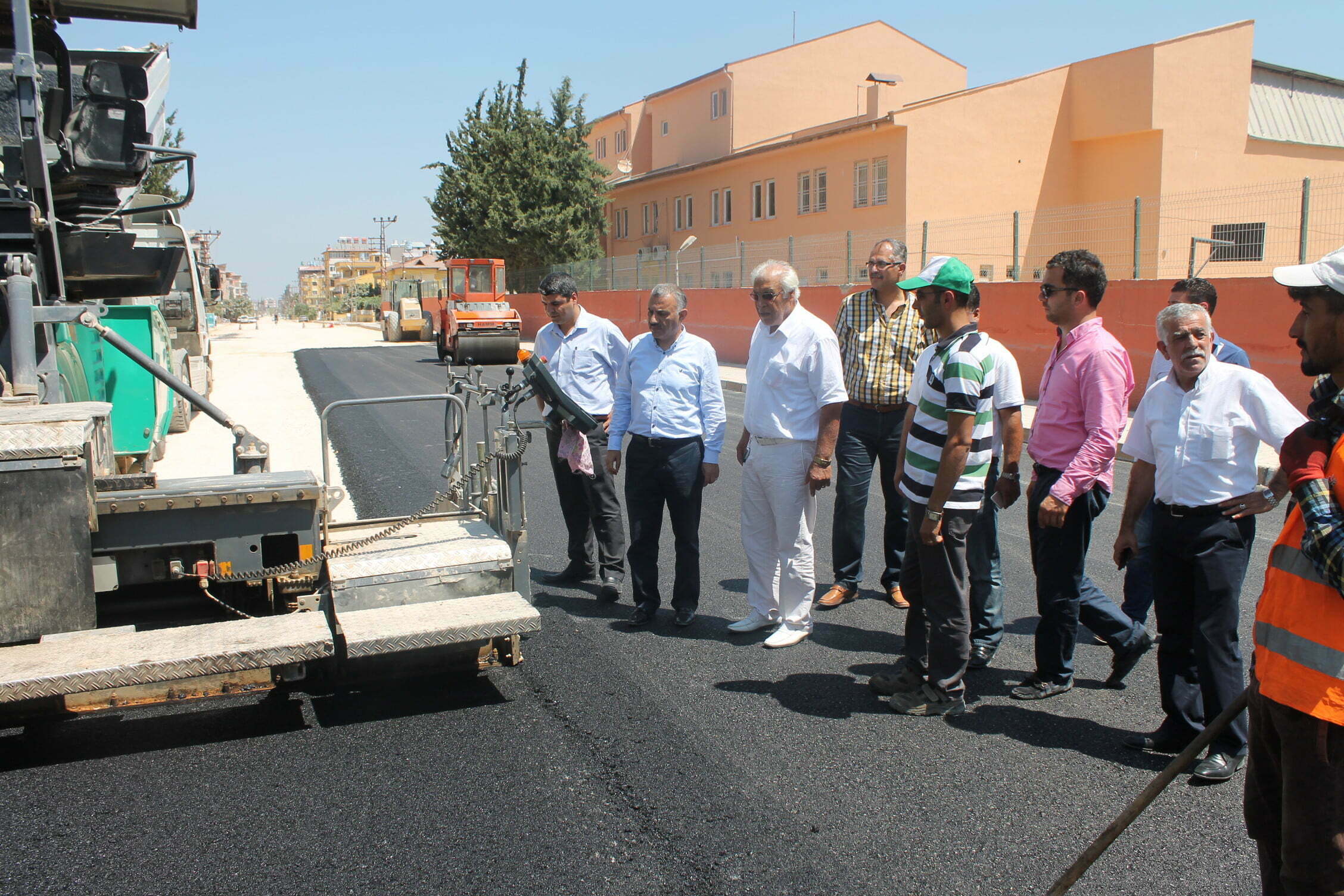 Reyhanlı’da Asfalt Çalışmaları Başladı