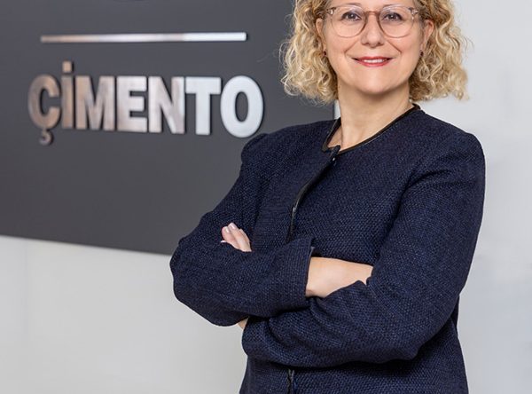 OYAK Çimento İnsan Kaynakları Direktörlüğü Eda Güzeldemir Demiray’a Emanet