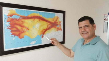 Öğretim Üyesi Över, Hatay’ı İşaret Etti!