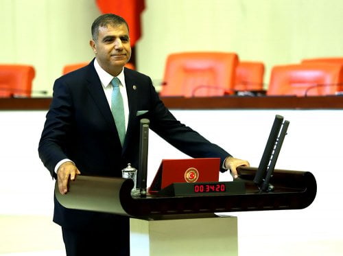 GÜZELMANSUR, ELEKTRİK KESİNTİLERİNİ MECLİSE TAŞIDI