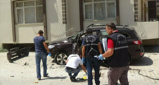 Hatay’da aracı patlatılan muhalif komutan hayatını kaybetti