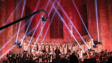 MEDENİYETLER KOROSU  YENİDEN SAHNE ALACAK