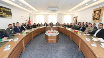 REYHANLI’DA YAPILAN YATIRIMLAR ELE ALINDI