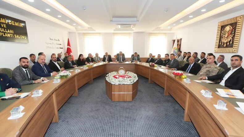 REYHANLI’DA YAPILAN YATIRIMLAR ELE ALINDI