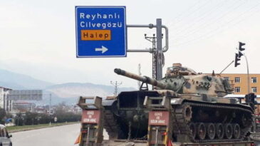 Sınıra Askeri Sevkiyat Sürüyor