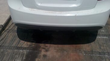 POLİS, TÜRK PLAKASI ALINMAYAN SURİYELİLERİN ARAÇLARINI TOPLUYOR