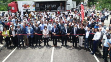 BÜYÜKÇAT İLE AKNEHİR’İ BİRBİRİNE BAĞLAYAN KÖPRÜ HİZMETE AÇILDI