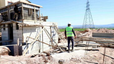 REYHANLI MEHMETBEYLİ YENİ ŞEBEKE VE DEPOYA KAVUŞTU