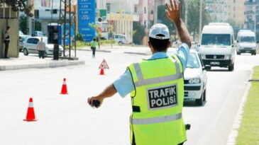 Hatay’da, bir haftada  18 bin 138 araç denetlendi